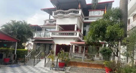 2 BHK - 1 Bathroom - 825 sqft